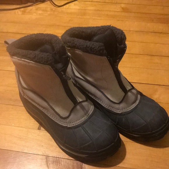 Sorel Shoes - Sorel Women’s 8 Power Edge winter boot